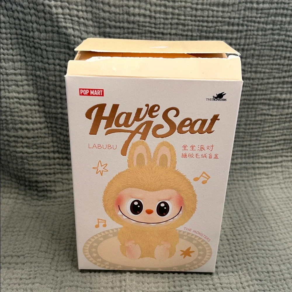 Pop Mart Labubu Have A Seat- SISI yellow NEW - Picture 4 of 6
